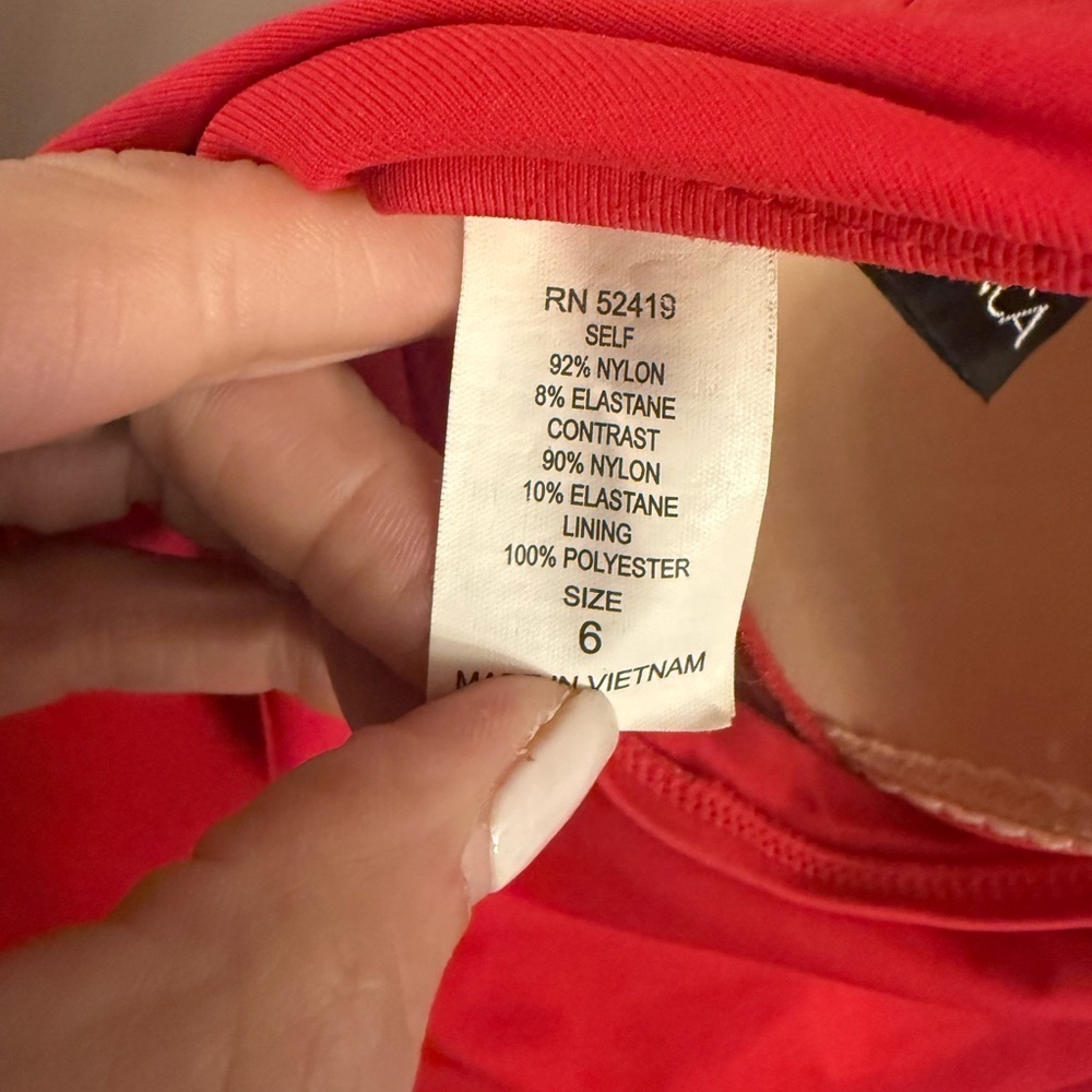 Red Ruched Tankini Top. - Picture 5 of 6